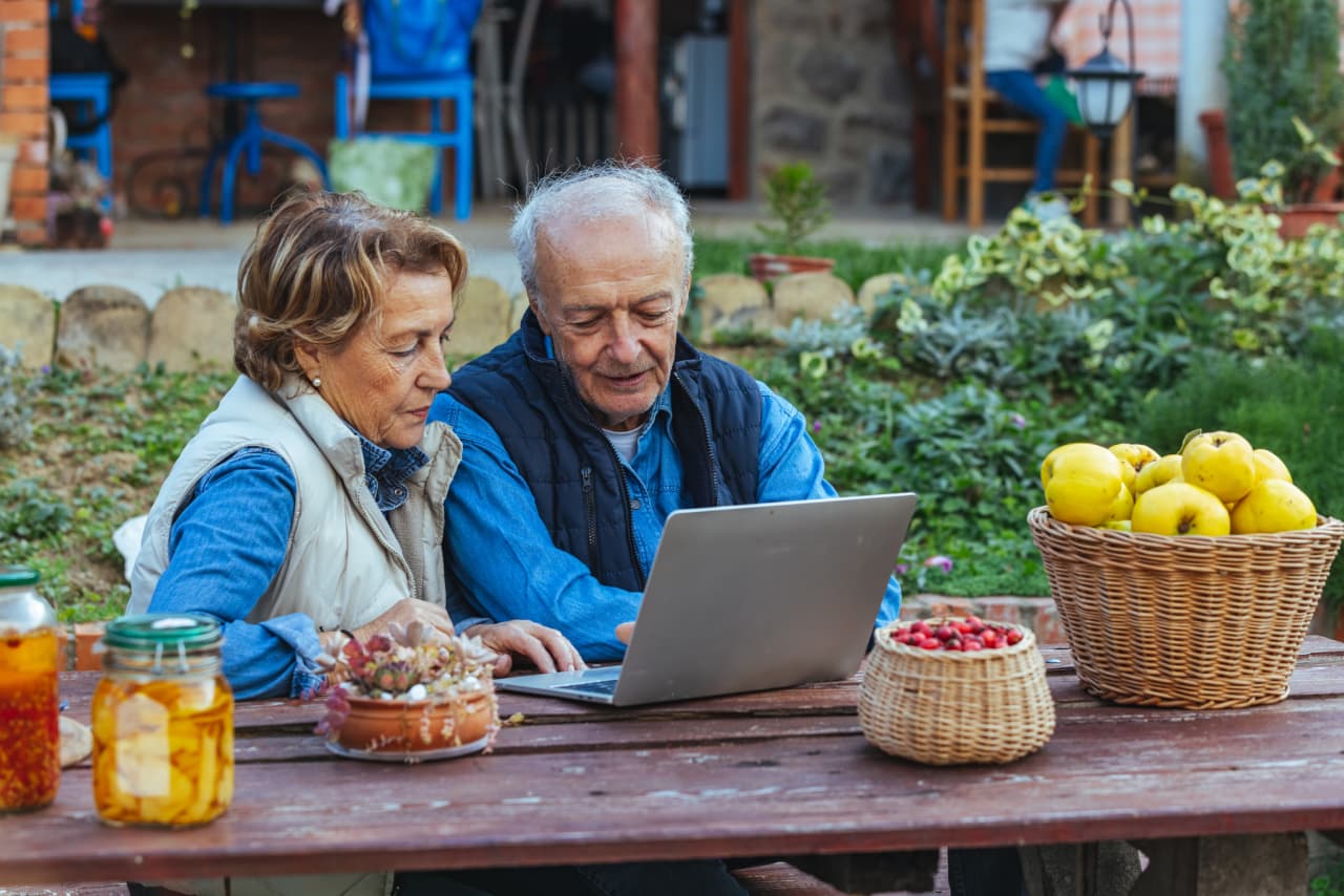 ‘Fancy cars hold no appeal’: My wife and I have a 99% chance of outliving our savings. Why don’t we spend it all? — Paris Health news