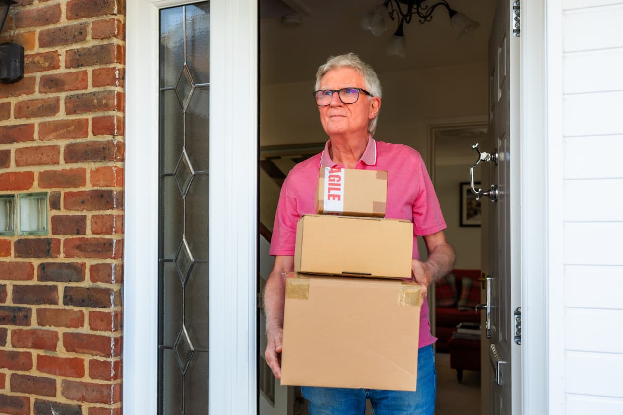 My father-in-law, 81, sold his $75,000 home and paid off his daughter’s $50,000 debt. What happens to him now? — MarketWatch, Paris Business news