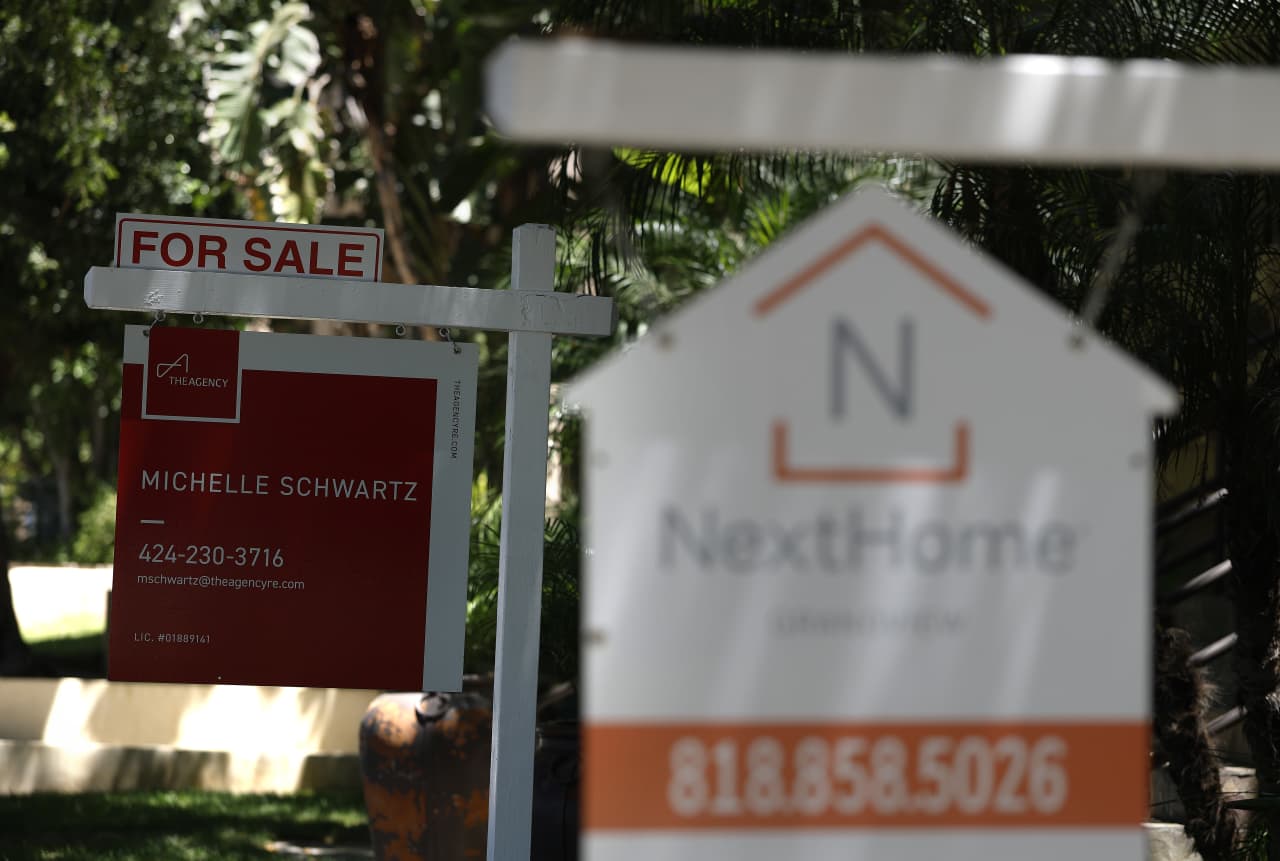 It’s a rough housing market, and Goldman Sachs expects it to get worse — MarketWatch, Paris Real Estate news