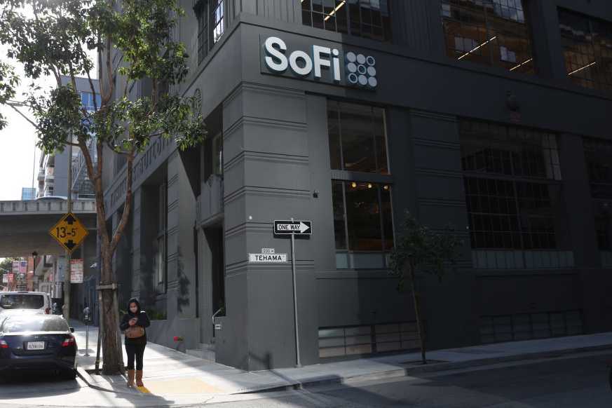 SoFi’s stock climbs as lending surge drives an earnings beat and rosy outlook — Paris Business news
