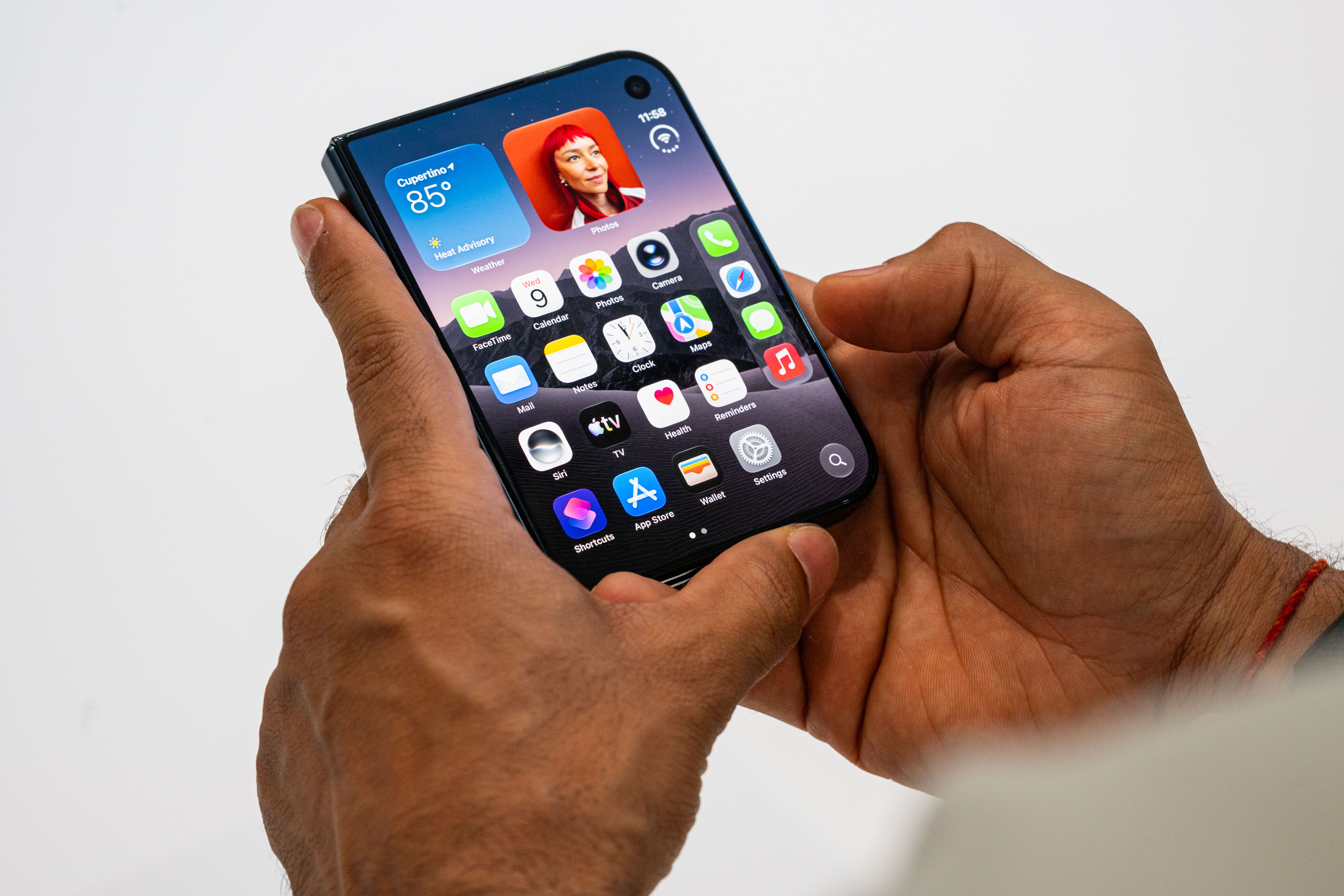 8 Things to Know About the iPhone Duo — Wired, Paris Sports news