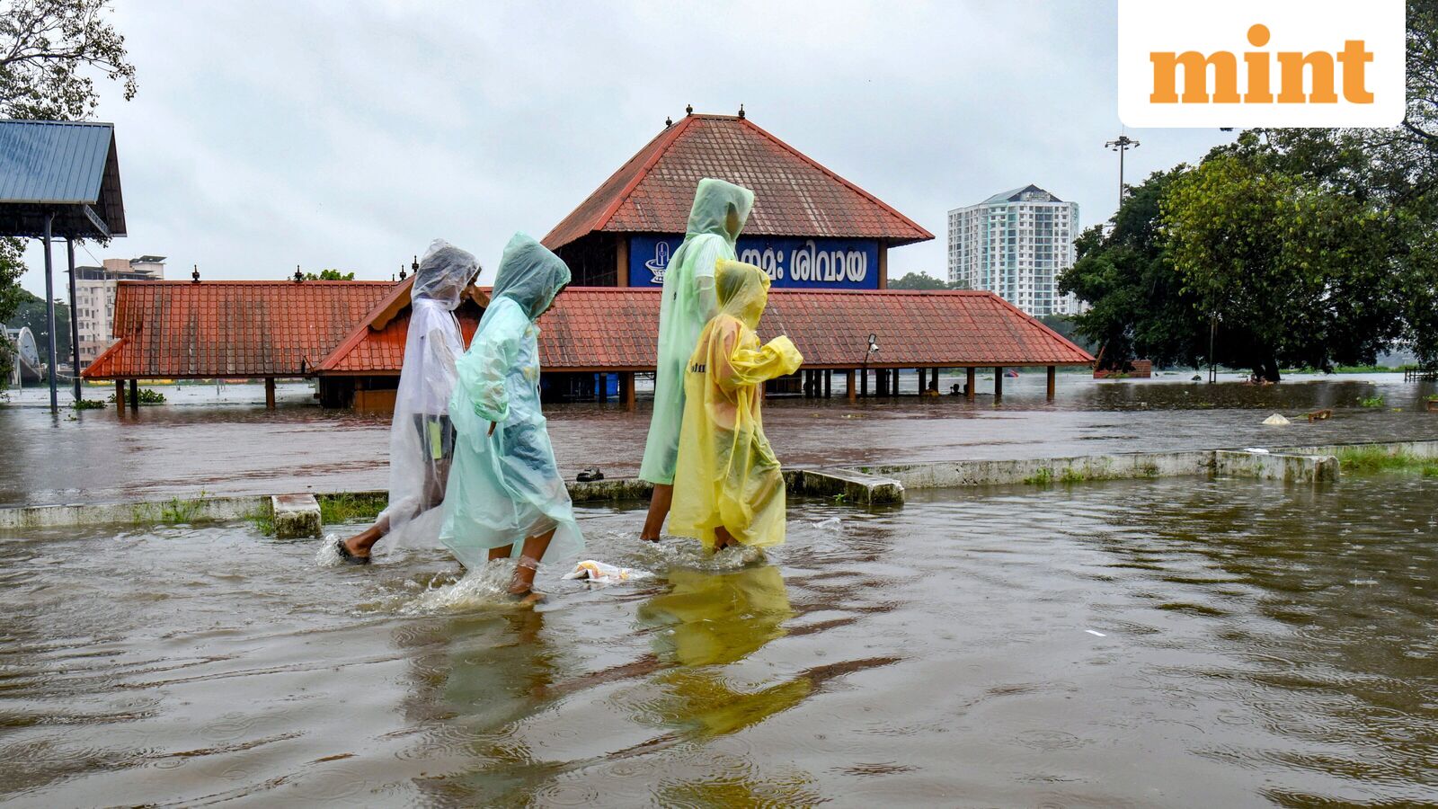 IMD alert for today: Cyclone brewing in Bay of Bengal; heavy rain forecasted for Tamil Nadu, Karnataka — Mint India, Paris Technology news